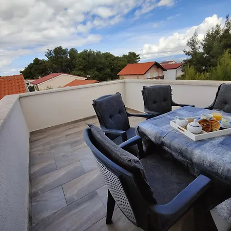 Fida Apartament *