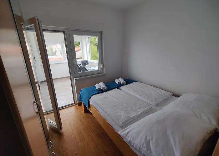 Apartament Fida Vir
